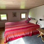 Bright & Spacious Family Steps From The Højby